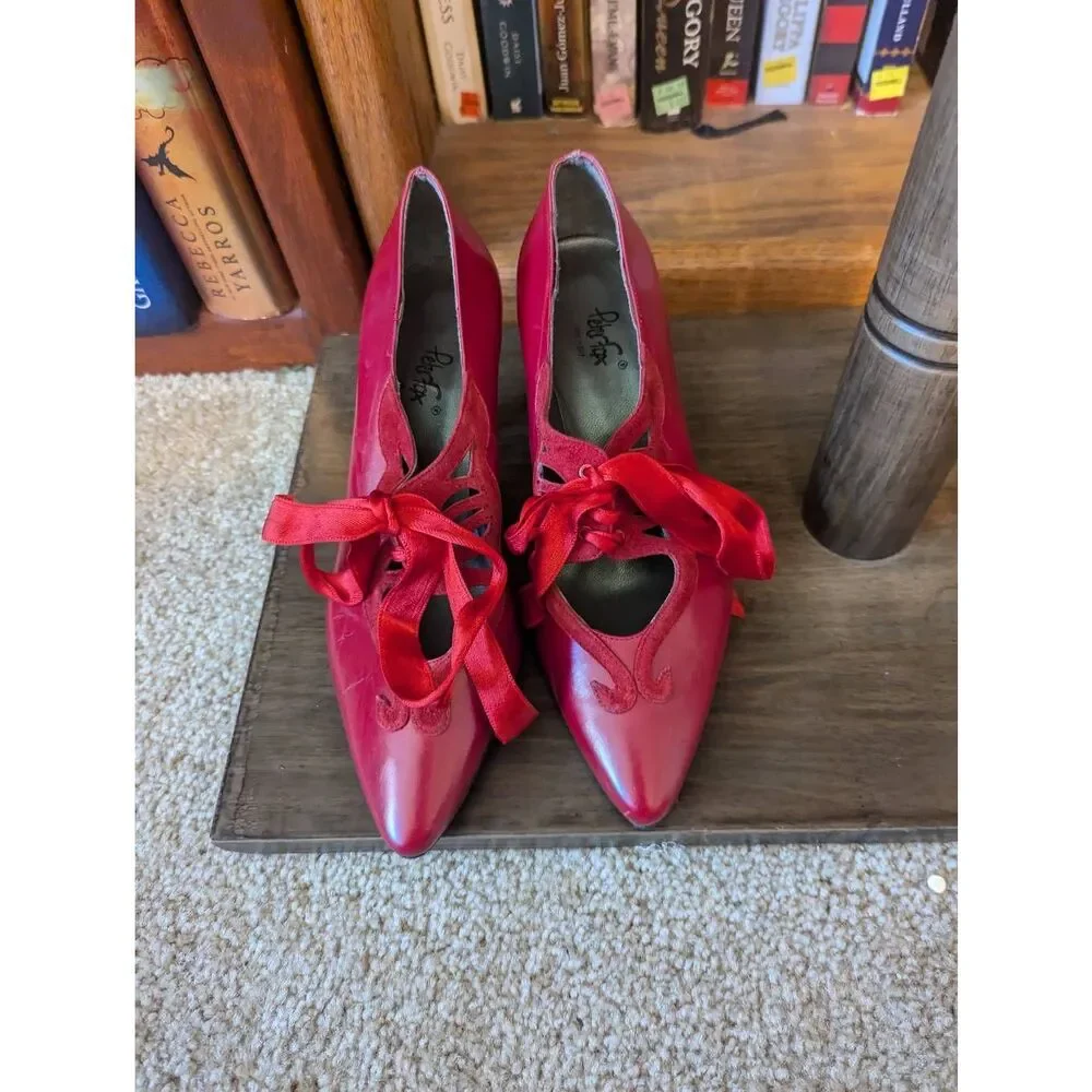 Rare PETER FOX Vintage Women’s RED Mary Jane Round Toe Shoes W 2 1/2”Heel Size 8 - Picture 1 of 7